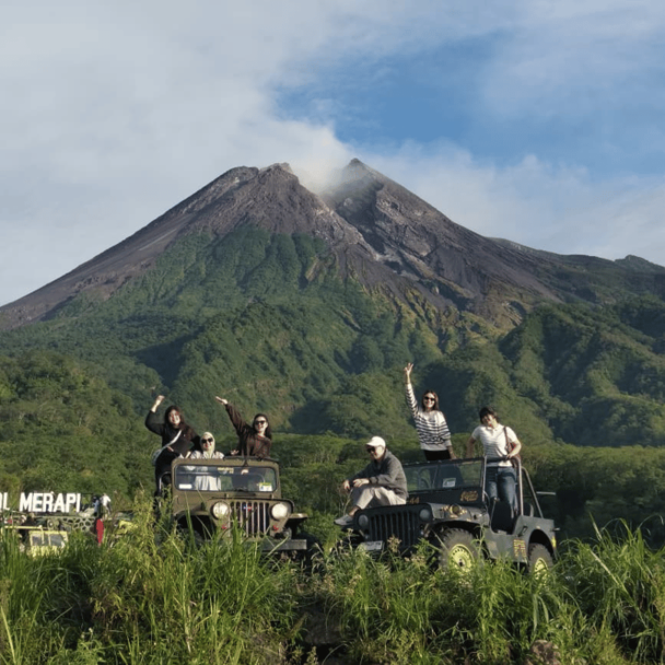 Jeep Merapi dengan Penjemputan & Pengantaran Kota Jogja: Praktis, Nyaman, dan Seru
